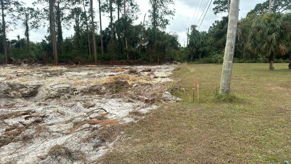 21 Mcarthur Ave, Lehigh Acres, Florida 33936, image 1