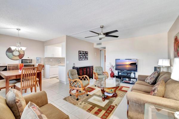 Exeter At Century Village, 4025 Exeter B, Boca Raton, Florida 33434, image 1
