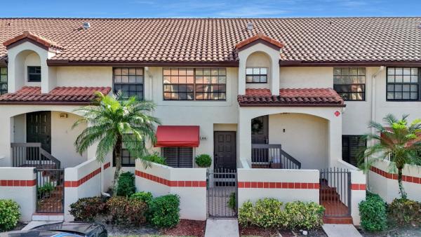 Republic Square, 805 Republic Ct, Deerfield Beach, Florida 33442, image 1