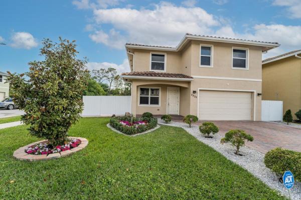 Las Ramblas, 3922 New Valencia, Greenacres, Florida 33467, image 1