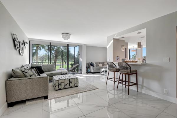Willow Wood Midrise At Boca Country Club, 6805 Willow Wood Dr #5025, Boca Raton, Florida 33434, image 1
