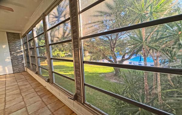 Lucaya Village, 2102 Lucaya Bnd #N2, Coconut Creek, Florida 33066, image 3