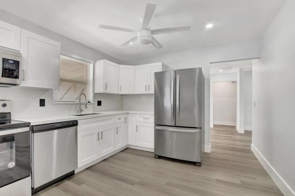 Palmetto Pines, 10920 Gable St, Boca Raton, Florida 33428, image 3
