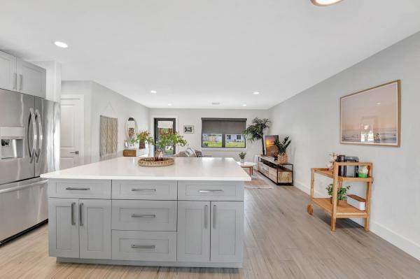 Tropic Palms, 659 Lindell Blvd, Delray Beach, Florida 33444, image 2