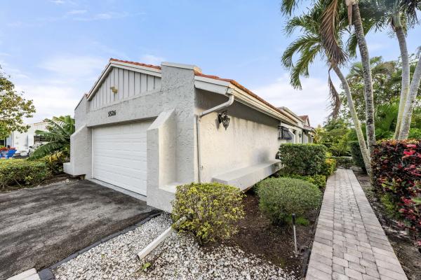 Villas Of Monterey At Indian Spring, 5526 Ainsley Ct, Boynton Beach, Florida 33437, image 1