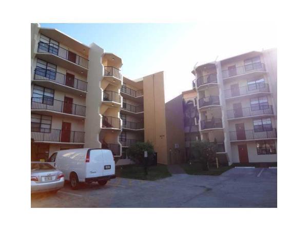 Blue Lake, 3500 Blue Lake Dr #203, Pompano Beach, Florida 33064, image 1