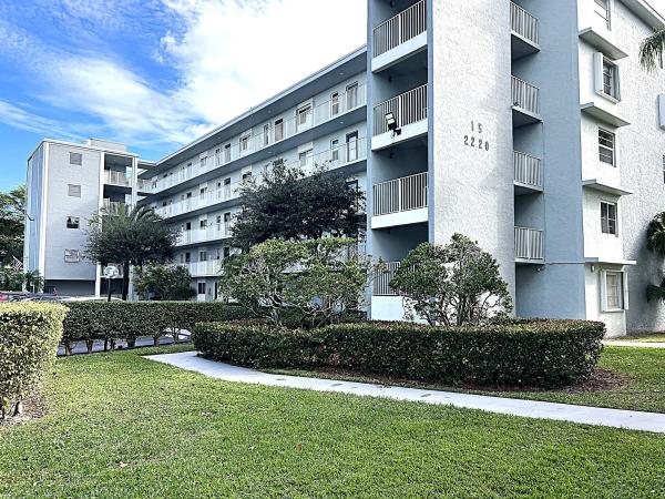 Olympic Pointe At Cypress Bend, 2220 N Cypress Bend Dr #509, Pompano Beach, Florida 33069, image 1