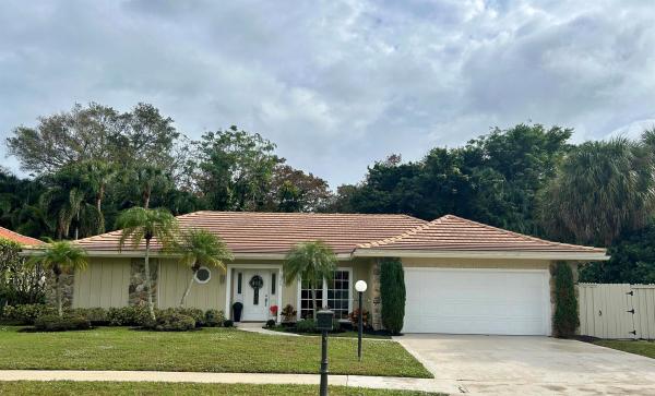 Frenchmen's Landing, 2758 Biarritz Dr, Palm Beach Gardens, Florida 33410, image 1