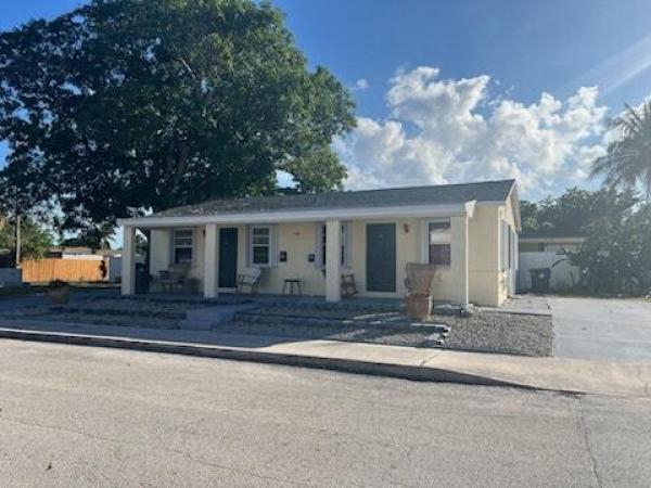 Lake Worth Town, 1202 S M St, Lake Worth Beach, Florida 33460, image 1