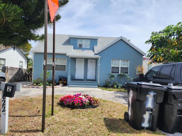 Lake Worth Town, 622 S C St #1, Lake Worth Beach, Florida 33460, image 1