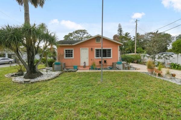 Pine Gardens North, 302 N Loxahatchee Dr, Jupiter, Florida 33458, image 1