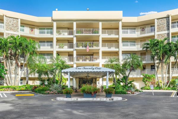 Cypress Grove At Palm-Aire, 800 Cypress Grove Dr #110, Pompano Beach, Florida 33069, image 1