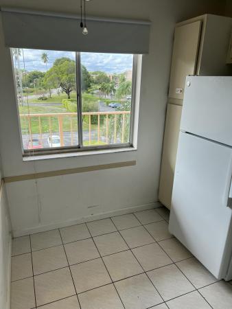 Huntington Lakes 2, 6795 Huntington Ln #406, Delray Beach, Florida 33446, image 2
