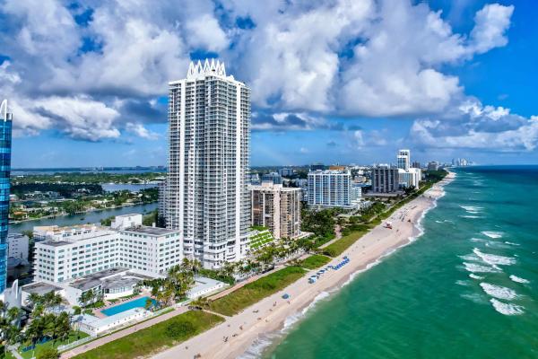 Akoya, 6365 Collins Ave #2809, Miami Beach, Florida 33141, image 1
