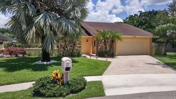South Shore Of Wellington, 1138 Hickory Trl, Wellington, Florida 33414, image 1