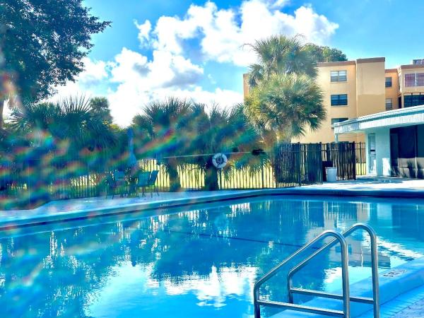 Isle Of Boca Dunes, 9440 SW 8th St #316, Boca Raton, Florida 33428, image 1