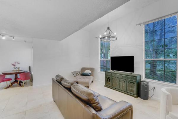 Bahia At Delray, 1011 Crystal Way #M, Delray Beach, Florida 33444, image 1
