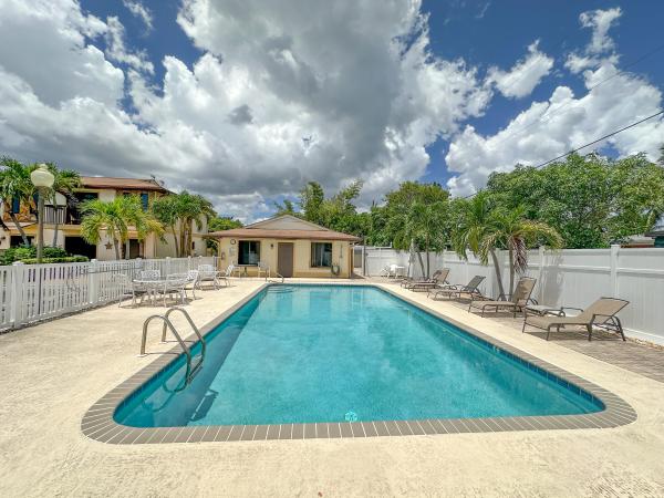 Redding Manor, 815 Andrew Redding Rd #104, Lantana, Florida 33462, image 1
