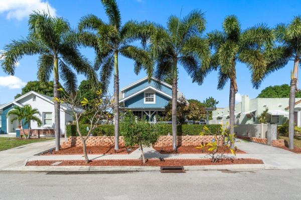 Dellawana Place, 437 Monroe Dr, West Palm Beach, Florida 33405, image 1