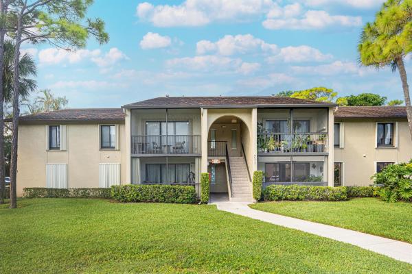 Pine Ridge North 3, 711 Sunny Pine Way #D1, Greenacres, Florida 33415, image 1