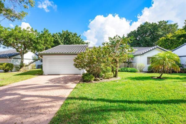 Villas Of Hampshire At Hunters Run, 78 Hampshire Ln, Boynton Beach, Florida 33436, image 1