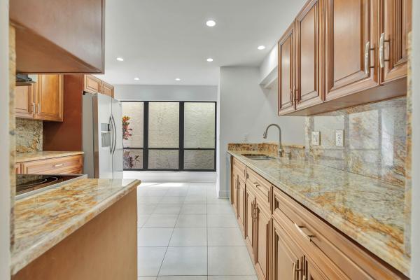 Villas Of Thurston, 64 Balfour Rd E, Palm Beach Gardens, Florida 33418, image 1