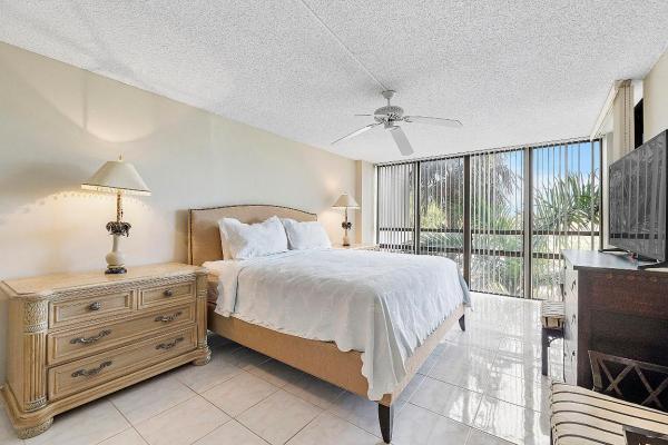 The Esplanade, 1901 S Ocean Blvd #3070, Boca Raton, Florida 33432, image 2