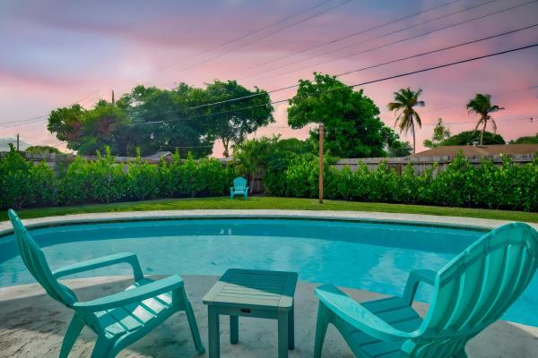 Palm Beach Square, 4269 Crestdale St, Palm Beach Gardens, Florida 33410, image 1