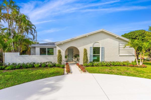 Jupiter In The Pines, 1604 Seabrook Rd, Tequesta, Florida 33469, image 1