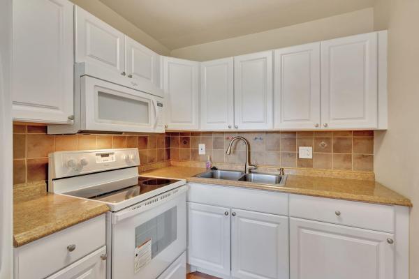 162 Coventry G, West Palm Beach, Florida 33417, image 1