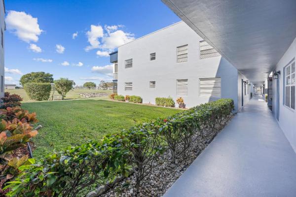 245 Burgundy F, Delray Beach, Florida 33484, image 2