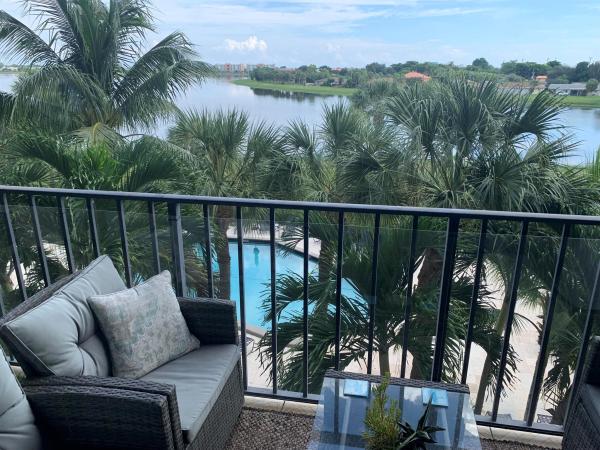 Lakeshore Club, 1830 Embassy Dr #412, West Palm Beach, Florida 33401, image 1
