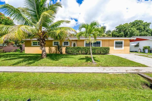 Sherwood Acres, 2919 Sherwood Ln, Fort Pierce, Florida 34982, image 1