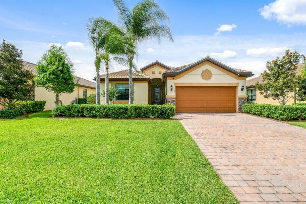 Veranda Gardens, 210 SE Courances Dr, Port St. Lucie, Florida 34984, image 1