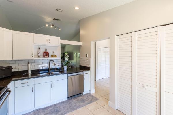 Sheffield Woods At Wellington, 13025 Northshire Trl #11, Wellington, Florida 33414, image 3