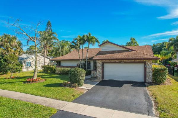 Indian Head At Loggers Run, 21104 Shady Vista Ln, Boca Raton, Florida 33428, image 1