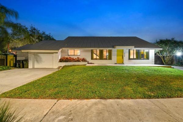 Lake Osborne Terrace, 2508 Lake Osborne Dr, Lake Worth Beach, Florida 33461, image 2