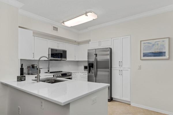 Marina Village At Boynton Beach, 625 Casa Loma Blvd #409, Boynton Beach, Florida 33435, image 2