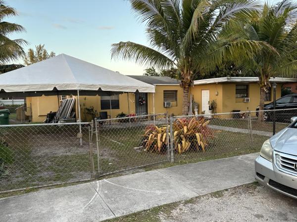 Acme Gulfair, 2381 NW 99th Ter, West Little River, Florida 33147, image 1