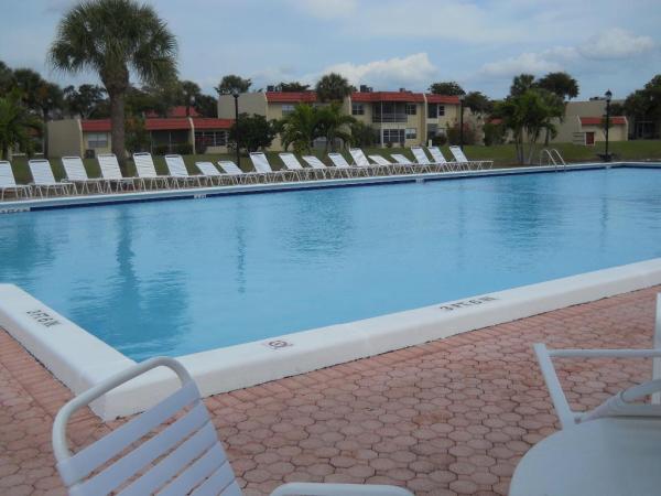 Golden Lakes Village, 219 Lake Dora Dr, West Palm Beach, Florida 33411, image 2