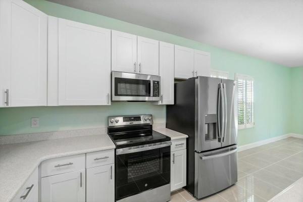 Villa Palms, 4216 Leo Ln #4e, Palm Beach Gardens, Florida 33410, image 1
