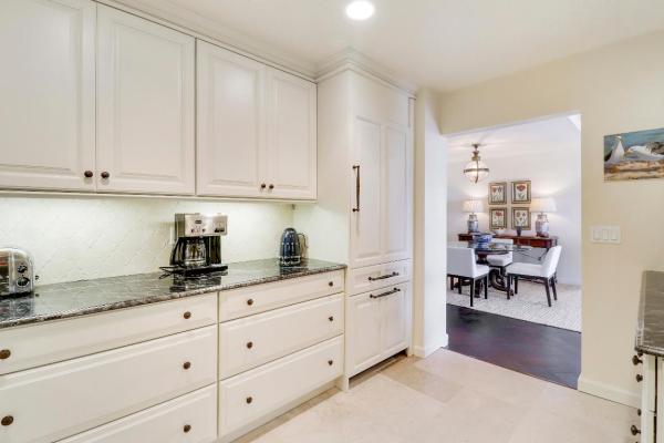 Oak Harbour, 933 Oak Harbour Dr, Juno Beach, Florida 33408, image 3