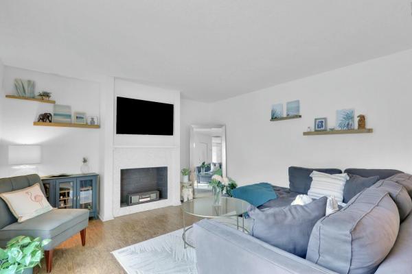 Sandalwood Estates, 319 3rd Ct, Palm Beach Gardens, Florida 33410, image 1