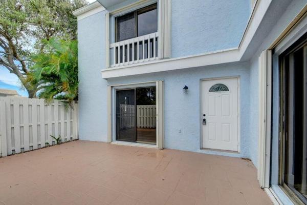 Martel Arms, 1010 NE 8th Ave #10B, Delray Beach, Florida 33483, image 1
