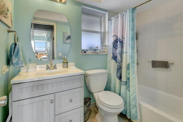 Leisureville Lake, 1114 Lake Ter #208, Boynton Beach, Florida 33426, image 1