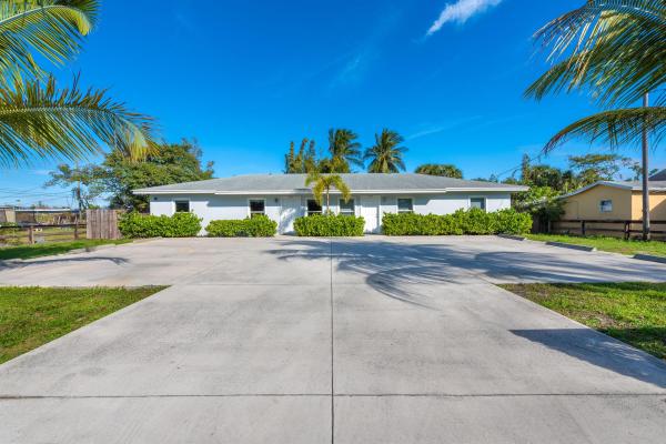 West Gate Estates, 2449 Saranac Ave, West Palm Beach, Florida 33409, image 1