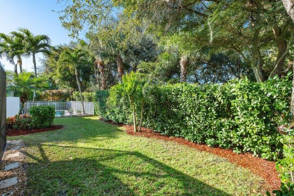 Canyon Isles, 8947 Briarwood Meadow Ln, Boynton Beach, Florida 33473, image 3