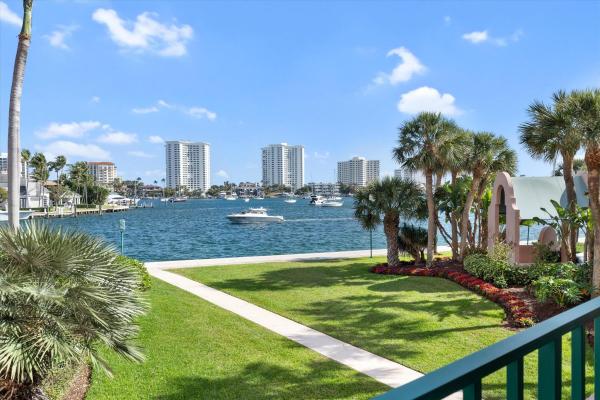 Mizner Court, 140 SE 5th Ave #250, Boca Raton, Florida 33432, image 1