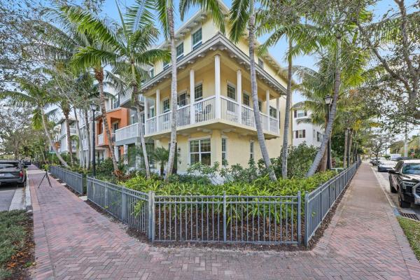 Coda, 100 SW 1st Ave #A, Delray Beach, Florida 33444, image 1