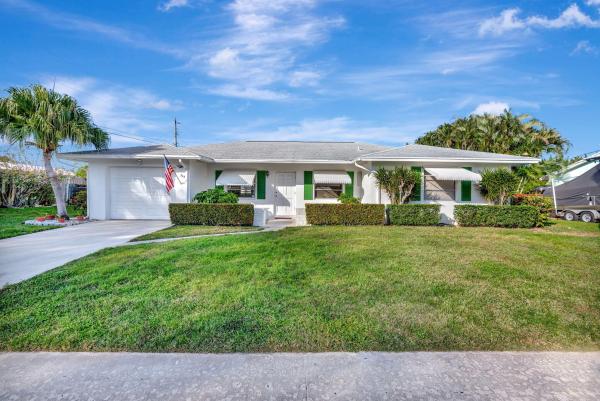 Jupiter In The Pines, 327 Leigh Rd, Tequesta, Florida 33469, image 1